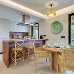 Endless Luxury At Marbella Lake Paradise