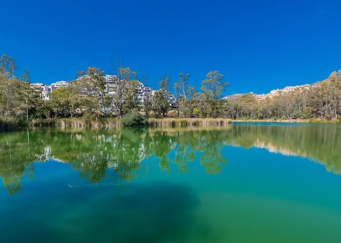 Endless Luxury At Marbella Lake Paradise