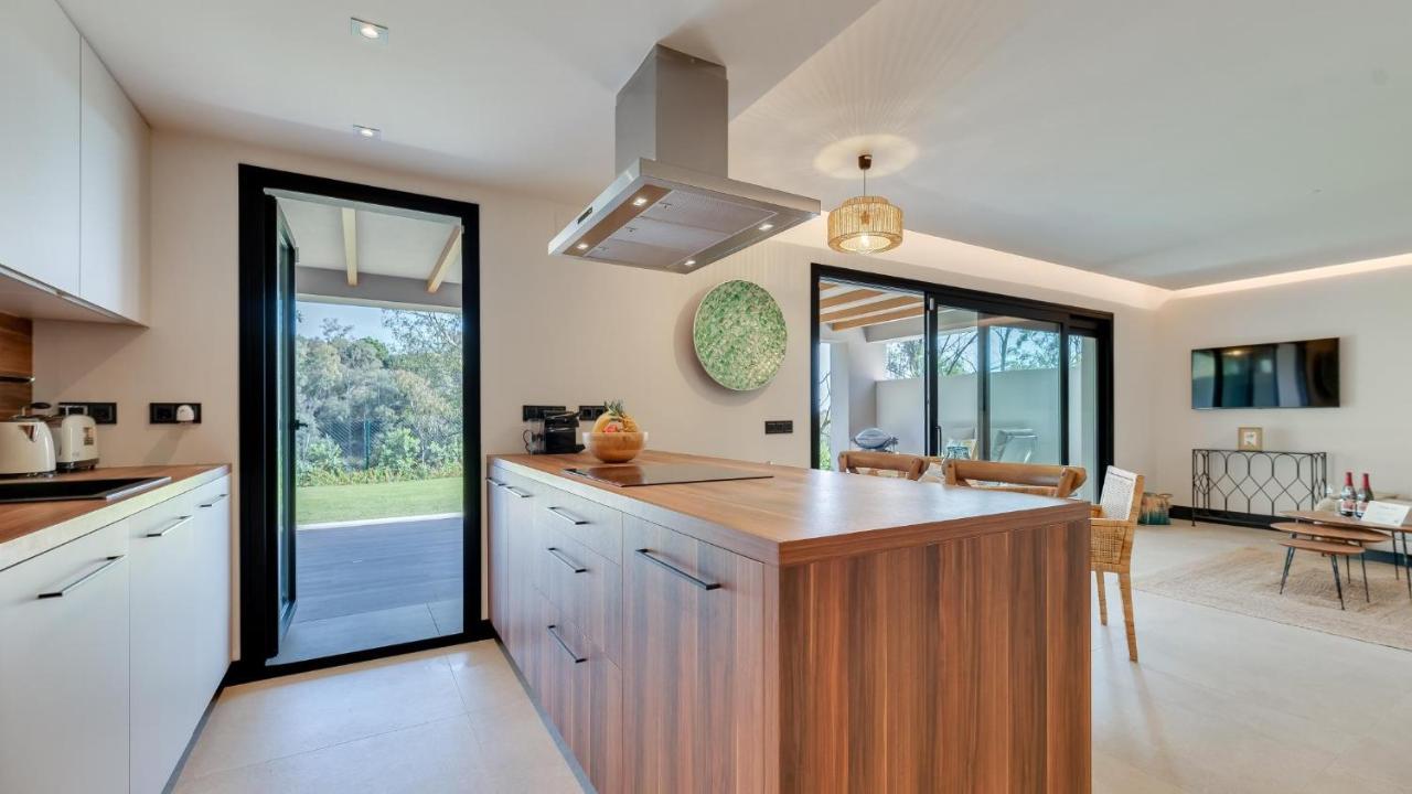 Endless Luxury At Paradise Apartment
