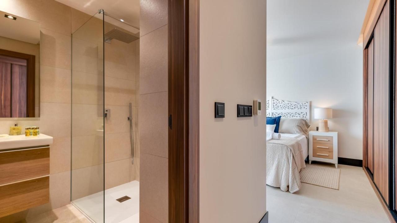 Endless Luxury At Paradise Apartment *